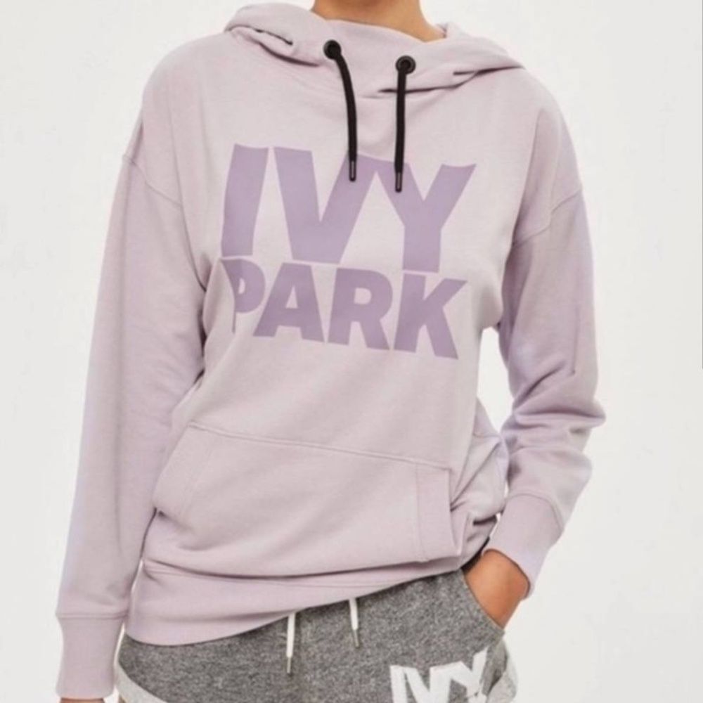 IVY Park Beyonce Lavender Large Logo Dot Hoodie | Size S